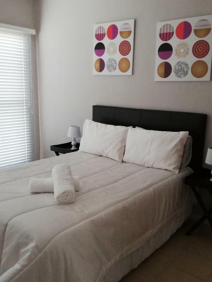 Ginas Place 斯普林博克 外观 照片